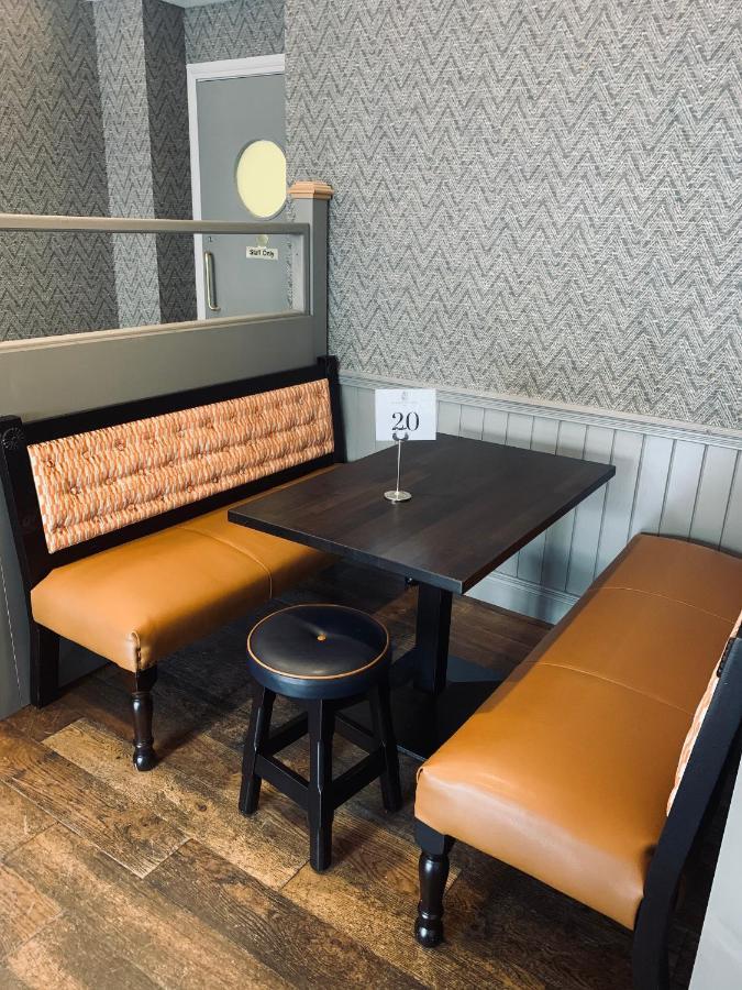 Kilmorey Arms Hotel Kilkeel Extérieur photo